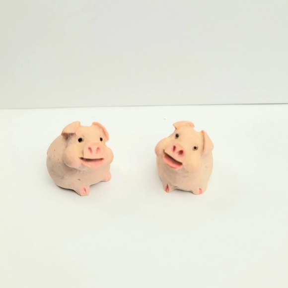 Two Piggies Made & Hand Painted in Scotland - Picture 5 of 6
